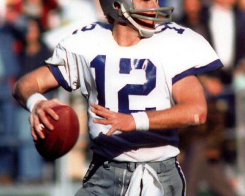 Cowboys Blog - Cowboys CTK: Greatest Cowboy Of All-Time Roger Staubach Tops #12