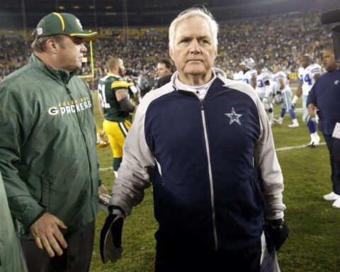Former Cowboys HC Wade Phillips Talks Jerry Jones And Jason Garrett In New Book