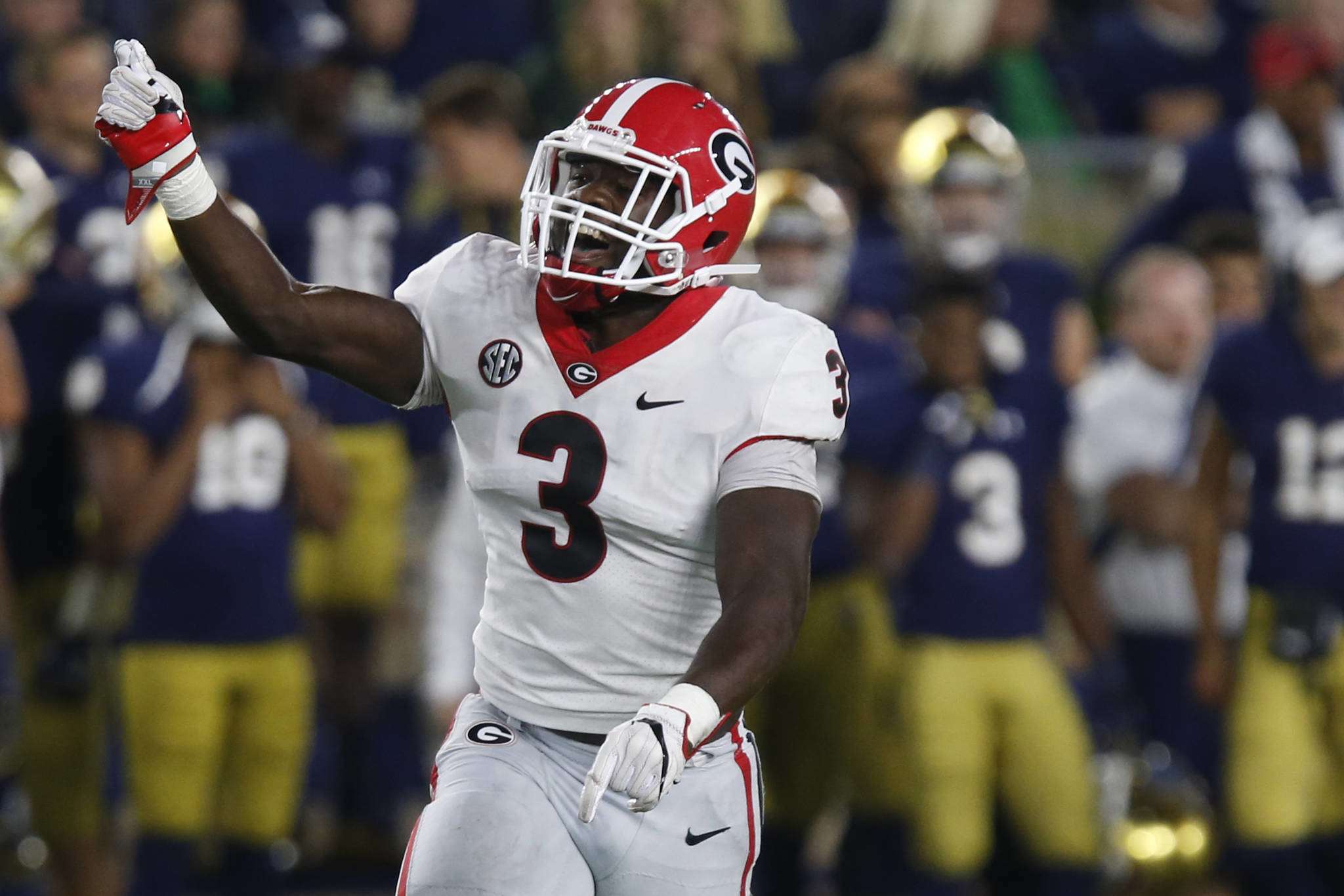 Should the Cowboys Seriously Consider Trading Up in the NFL Draft?