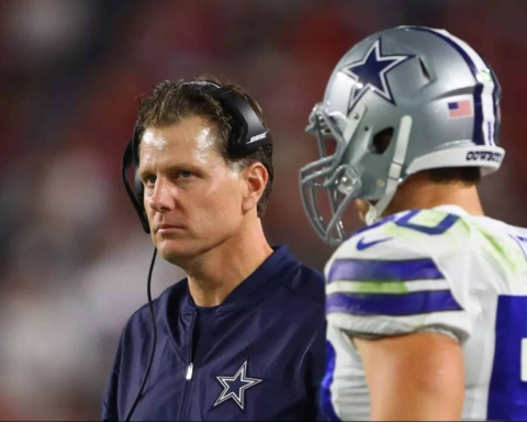 Matt Eberflus, Sean Lee