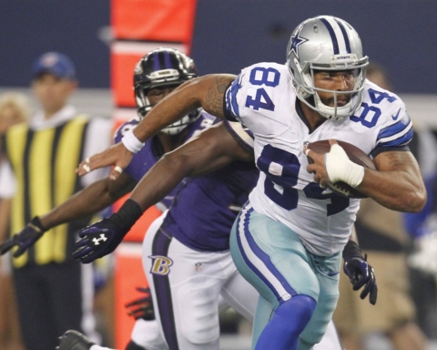 Does James Hanna's Retirement Make TE a Draft Priority?