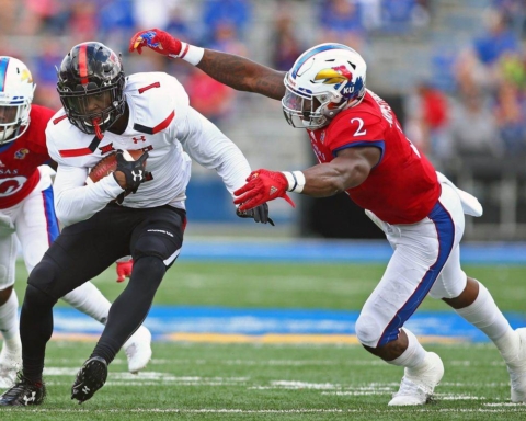 Cowboys DE Dorance Armstrong Could Be Needed Quickly