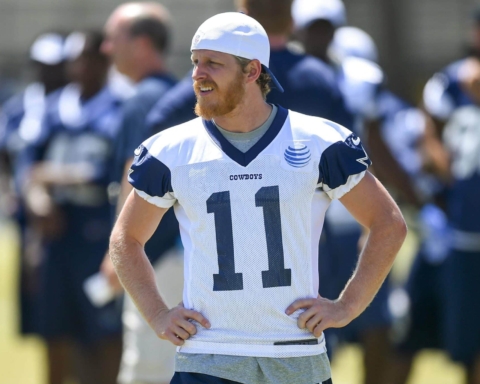 Should Cole Beasley Received Another Contract Extension?