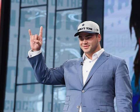 Can Connor Williams Follow in Zack Martin's Footsteps?