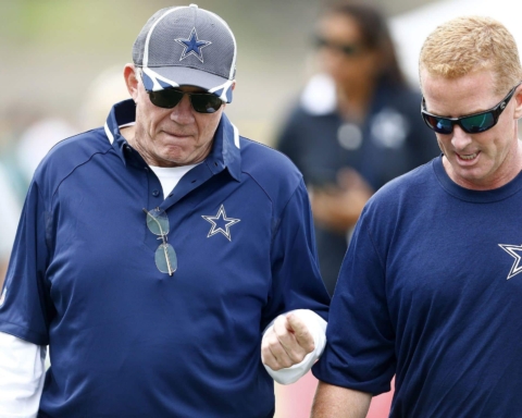 Jerry Jones, Jason Garrett Disagree on Overtime Decision