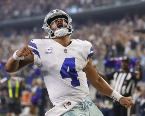 Cowboys Defense Continues to Standout in Blowout Win over Jaguars 2