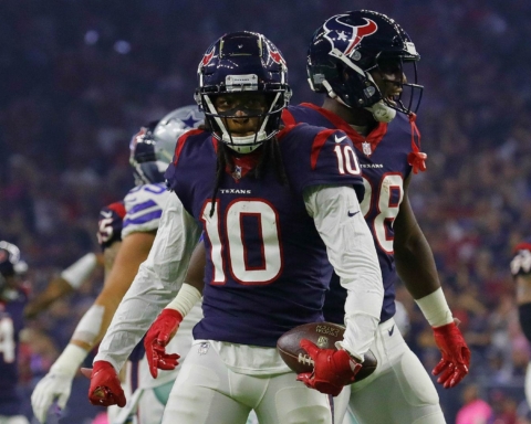 DeAndre Hopkins Showed Cowboys Why Their WR1 Philosophy Is Wrong 1