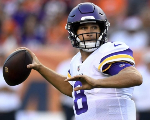 Potential Playoff Preview: Kirk Cousins, Vikings Come to Town for Wild Card Round