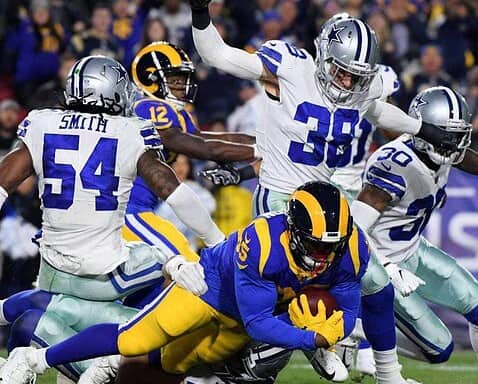 Dallas Cowboys Defense Outplayed by Rams in Playoff Loss