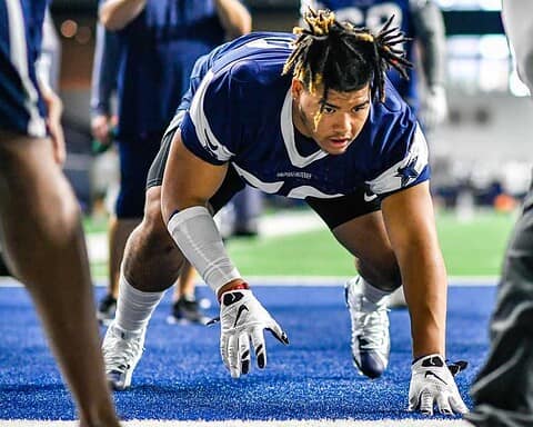 Can DT Trysten Hill Best Maliek Collins' Rookie Stats From 2016?