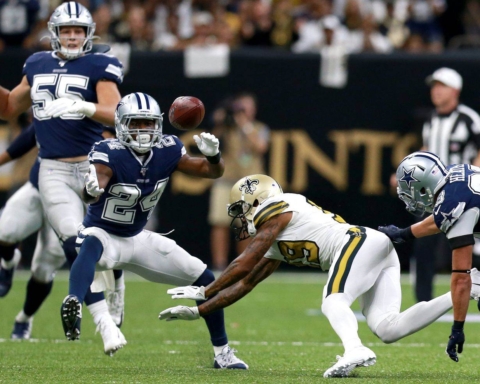 Chidobe Awuzie, Saints