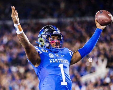 Can Cowboys Replace Cobb With Another Converted Kentucky QB?