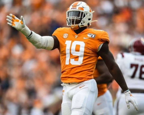 Tennessee Edge Rusher Darrell Taylor Would be a Steal for Cowboys