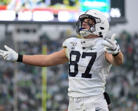 2 Way-Too-Early 2021 Dallas Cowboys 1st-round Mock Draft Predictions