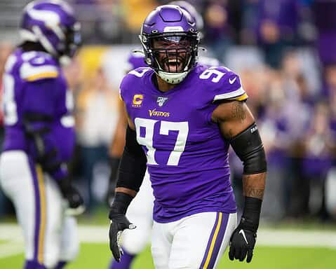 Cowboys Would Solidify Defensive Front With DE Everson Griffen
