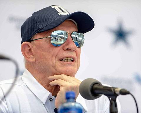 Should Jerry Jones Break his Silence About the Black Lives Matter Movement?