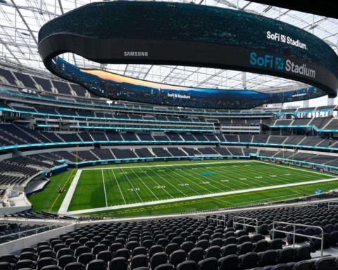 SoFi Stadium, Chargers, Rams