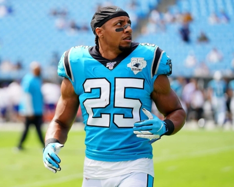 Would The Cowboys Consider Safety Eric Reid? 1