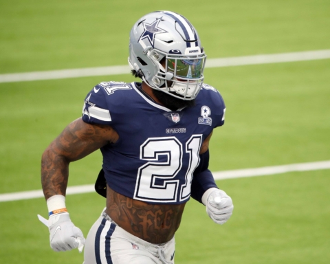 Ezekiel Elliott Gets off to Excellent Start in Season Opener