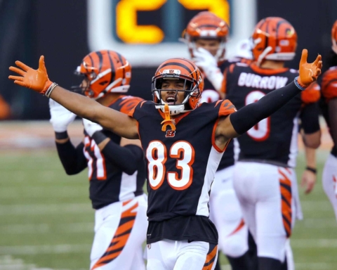 Covering Tyler Boyd and Tee Higgins a Tough Task for Cowboys' Secondary