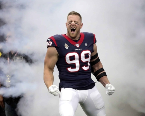 Report: Cowboys "Haven't Discussed" Former Texans Star JJ Watt