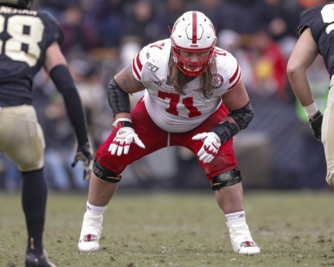 2021 NFL Draft: Cowboys Select Nebraska G Matt Farniok
