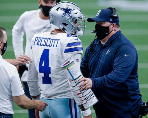 Mike McCarthy: "Good Chance" Dak Prescott Does Not Play Vs. Texans