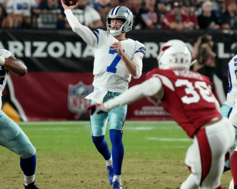 Sean's Scout: DiNucci's First TD, DL Depth, Early Turnover in Cowboys Loss at Cardinals 2