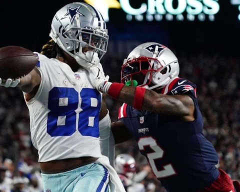 Sean's Scout: Timely Stops on Defense, Clutch Passing Game Earn Cowboys Win at Patriots 1