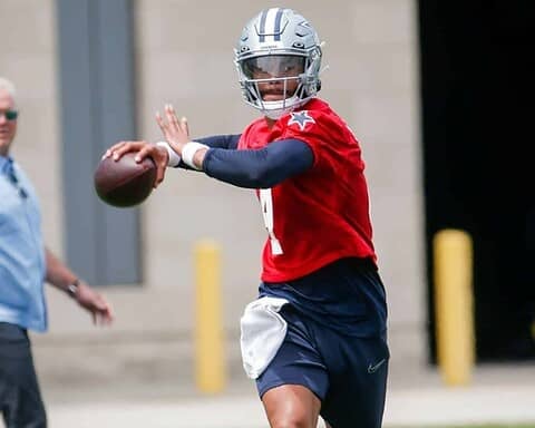 Stepehn Jones on Dak Prescott: "If I was going to bet on anybody, it's No. 4"
