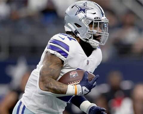 Cowboys' RB Ezekiel Elliott Reaches 1,000 Yards Rushing After Gritty Performance vs Eagles