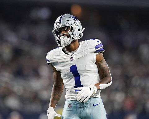 Cowboys' WR Cedrick Wilson Delivers 100-Yard Performance in Season Finale vs Eagles