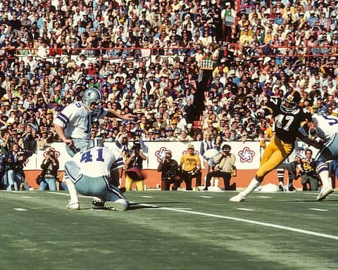 K Toni Fritsch Stands Alone at #15