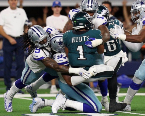 By the Numbers: How the Cowboys Stack Up Against the Eagles