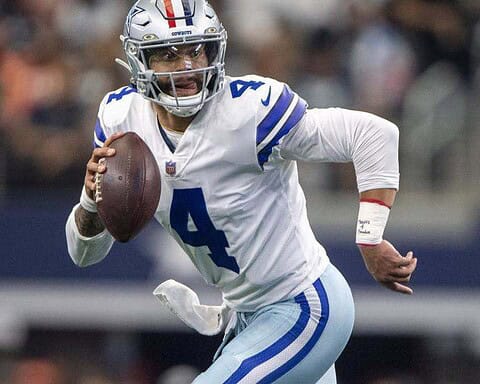 Halftime Report: Cowboys look a bit shaky, but lead 21-13