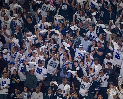 Cowboys fall behind Chiefs, Eagles in key metric of fan engagement 4