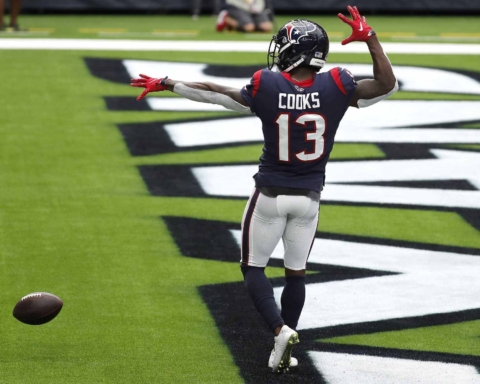 Can fans trust the new faces within the Cowboys staff? 2