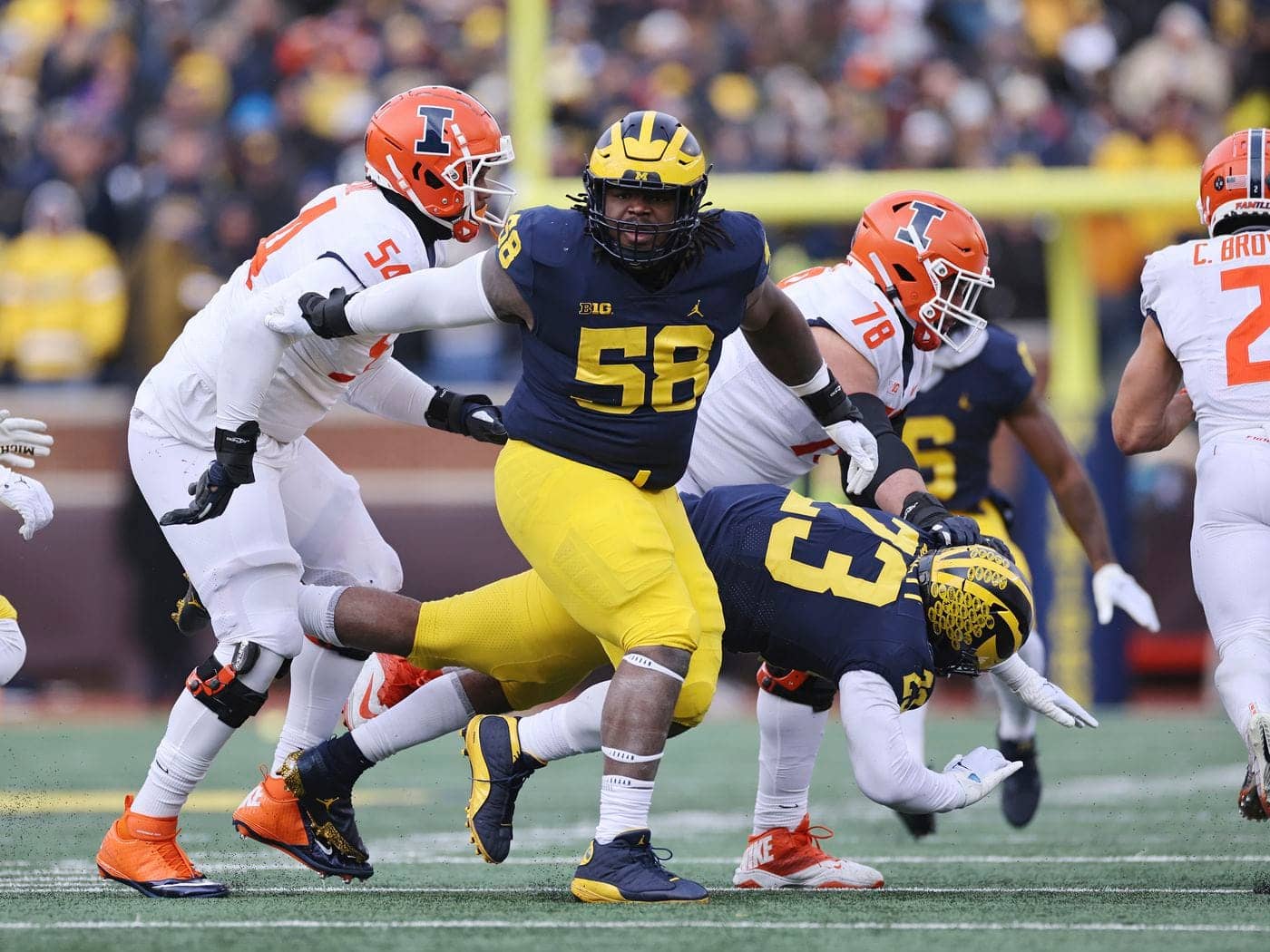 Dallas Cowboys mock draft v5.0 -- a big man fills a big need in round 1