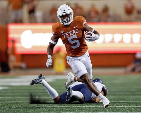 The Dallas Cowboys select Bijan Robinson 1