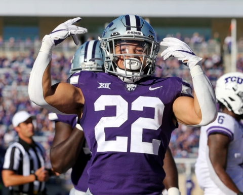 Cowboys draft Kansas State RB Deuce Vaughn with 212th pick 1