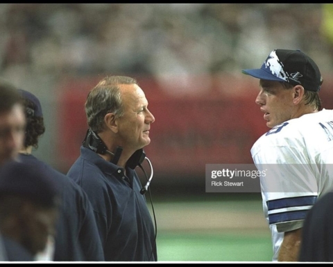 Switzer gets a ring in 1995 with Johnson’s players