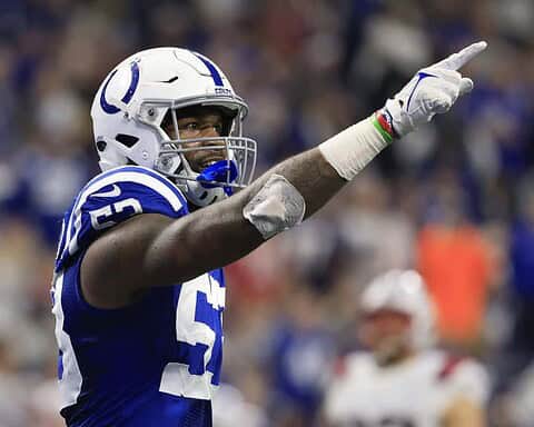 Shaquille Leonard reported to visit the Cowboys sometime this week