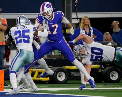 Cowboys look to overcome Buffalo, Week 15 history 1