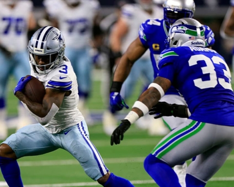 Cowboys' offense shines in fantasy football, defense not so much 1