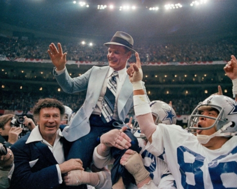 Cowboys' defense spurred Super Bowl XII victory 4