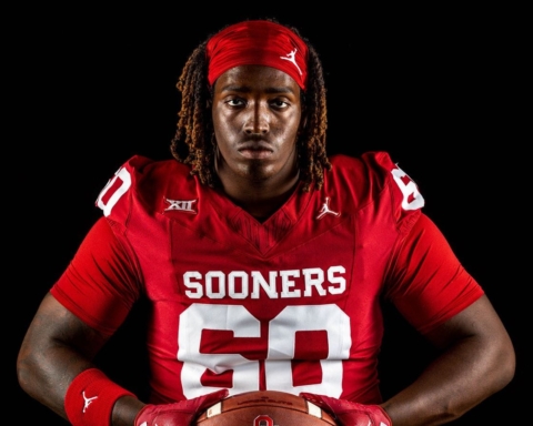 Cowboys trade back in the 1st round; still land their top choice