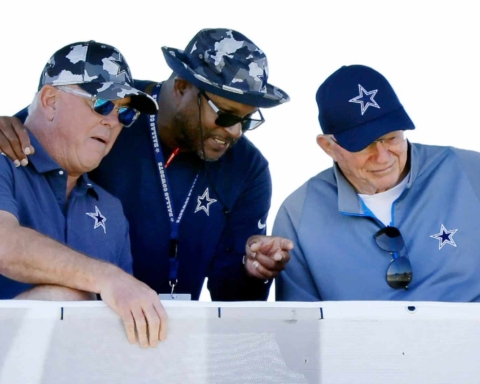 3 offensive free agents who the Cowboys should consider 3