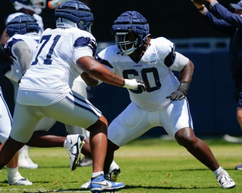 Cowboys O-lineman goes down; brings depth into question 1