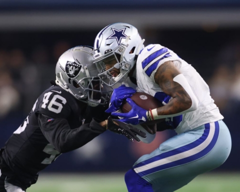 Cowboys hit jackpot in Vegas; record first preseason win 6