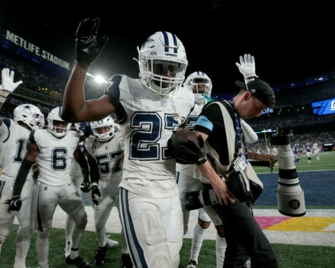 Cowboys make list of early NFL season surprises 3